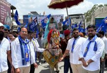 लग्नाच्या वरातीत घोड्यावर बसल्याने दलित वधूवर हल्ला, पुन्हा ८ दिवसांनंतर काढली भव्य लग्नाची मिरवणूक!