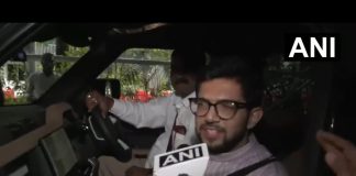 ‘समान नागरी कायद्याआधी ईडी-सीबीआयच्या कारवायांमध्ये ‘समानता’ आणा!’; आदित्य ठाकरेंचा केंद्र सरकारवर घणाघाती टोला