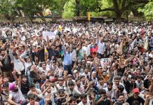 ‘खुर्ची खाली करो की जनता आ रही है!’; देशभरातून जनसागर दिल्लीकडे रवाना..